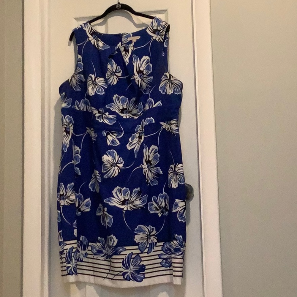 Beautiful sleeveless dress